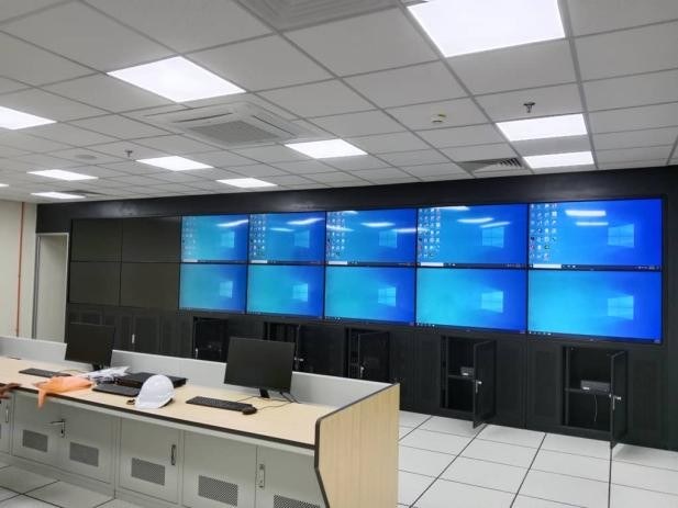 Control room video wall installed at Samsung SDI Energy Malaysia, Factory 2
